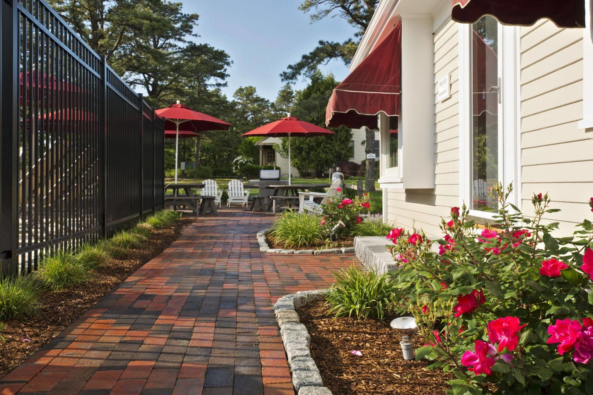 Wellfleet Motel & Lodge Extérieur photo